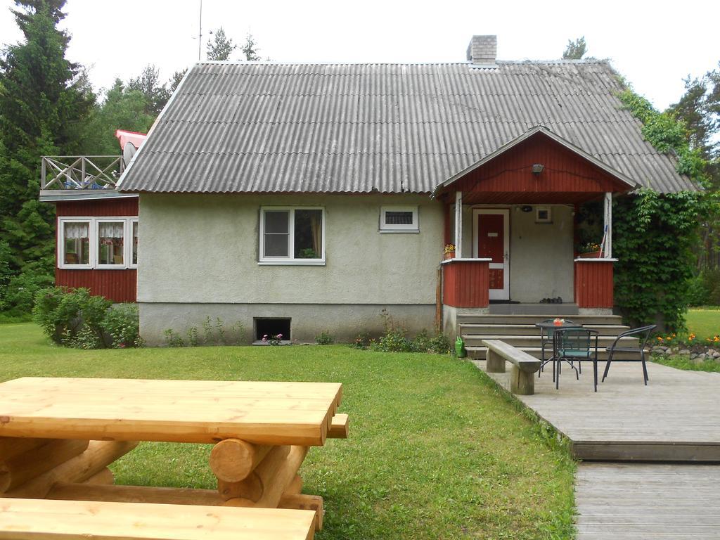 Roosi Holiday Home Rannaküla Exteriör bild